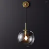 壁のランプモダンノルディックガラスランプゴールドブラックメタルスコンセベッドルームベッドサイド照明器具バスルームミラーインダストリアル装飾