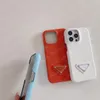 Coque de téléphone classique lettre triangle pour IPhone 14 14pro 13 Mini 13pro 12 12pro 11 Pro Max X Xs Xr 8 7 Plus Litchi Grain Leather Shell Cases Antichoc Bumper Cover
