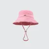2023 Geniş Kenarlı Şapkalar Tasarımcı Kova Şapka Kadınlar İçin Yıpranmış Kap Fashionbelt006 arasından seçim yapabileceğiniz sekiz renk