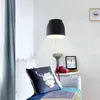 Lampade da parete Lampada da comodino Camera da letto Soggiorno Creativo Semplice lettura nordica moderna Girevole con spina interruttore