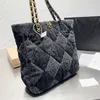 designer bag Shopping Bag luxurys handbags Denim Blue Black Quilted Chain Tote Luxurys Handbags Maxi Designer Shoulder Bag 25cm