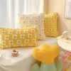 Travesseiro de travesseiro inseado bordado almofada capa sofá de zíper recheado decoração de moda moda flor fofa para cama cadeira decoração 230321