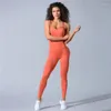 Actieve sets 2023 Backless Yoga Set Bodysuit Body Training Fitness Ballet uit één stuk dansen Dancing Long Sleeve Crop Tops Vrouwelijk pak