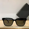 Sunglasses For Men Women Summer M480 Designers Style Anti-Ultraviolet Retro Plate Full Frame Glasses Random Box