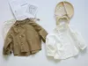 Camisas infantis primavera de estilo coreano menino linho de algodão camisas de cor pura tops soltos roupas para crianças roupas chiques de manga de morcego camisas 230321