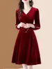 Casual Dresses Autumn Winter Velvet Dress Women Elegant V-Neck Långärmning Evening Party Dress Fashion Ladies Work Kne-Length Midi Dresses 230321