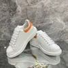 2023top new Casual Shoes Black White Womens Platform Fashion Shoes Leather Rubber Walking Outdoor Fashion scarpe casual scarpe sportive