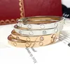 Unisex manschetter armband armband designer för kvinnor mode juvelery unisex storlek 18k smycken armband pläterat titan stål skruvmejsel armband par bästa gåva