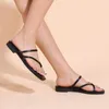 Slippers vrouwen platte moderne sandalen zomer vierkant teen pu casual dames naakt flip flop schoenen glijbanen groot formaat 2023