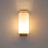 Lampade da parete Lampada a led moderna in legno Nordic Wandlamp Deco Glass Aplique Pared Corridoio Luci per interni Retro Apparecchio murale