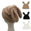 Beanieskull Caps hoeden voor vrouwen konijn schattig oor wit zwart pluche winter decoreren cadeau 230404