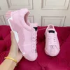 2023 nuevo diseño de lujo de alta calidad para mujer. Zapatillas de deporte zapatos de cuero Casual zapatos de mujer reales cómodos de moda