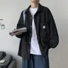 メンズカジュアルシャツコーデュロイ長袖男性シャツ春秋の日本のカジュアルストリートウェア