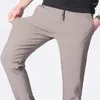 Herenbroek zomer dunne casual heren klassiek eenvoudige solide wilde katoenen lente Koreaanse mode vintage kaki broek 2023