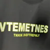 Modemärke T-skjortor Vetements Men toppar tryckta t-shirt taggar överdimensionerade designer bomullstoppar män toppar hiphop streetwear