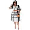 プラスサイズのドレスカジュアル服夏のファット女性ラペルシャツミディドレスファッション格子縞のプリント卸売ドロップシッピング230307