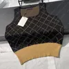 مصمم تي شيرت النساء المحبوكة tshirts سترة أزياء جولة رقبة pulover percoats مثيرة أكمام أعلى