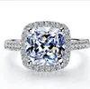 クラスターリングソリッド18K 750ホワイトゴールド2CTクッションカットダイヤモンド女性婚約指輪高品質のジュエリー