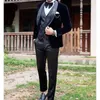 Mode Schwarz Hochzeit Smoking Bräutigam Tragen 3 Stück Slim Fit Männer Anzüge Schal Revers Prom Party Blazer Trauzeugen Abendessen anzug Samt Jacke Hosen Weste