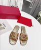 2021 kvinnors Tofflor kvinnor slides toffel Sommar Sexiga Sandaler herr lyx designers äkta läder plattform sandal Lägenheter mode Gamla blomma skor Dam Beach PL01