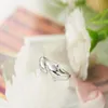 Bröllopsringar mode delfin djur platina pläterad tjej finger smycken kvinnor öppen fest ring ingen blek droppe