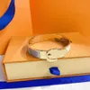 braccialetto di design di lusso regalo di fascino unisex hip hop donna braccialetti da uomo catena cubana polsino in acciaio inossidabile braccialetto coppia gioielli