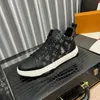 2023 NOWOŚĆ sufitu mody Retro Designer High Casual Buty Men Classic Sneakers Białe czarne skóra słynne marki komfortowe trenerzy na zewnątrz 38-44