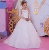 Pretty Lace Apliquesed Flower Girl Vestres com mangas compridas pescoço puro Princesa Tulle Ball vestido de festa para crianças meninas casamento Primeiro vestido de comunhão cl2055