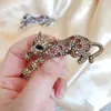 Brooches Morkopela Animal Cheetah Brooch In Champagne Color Pin Man Women Costume Jewelry Scarf Sweater Cloth Clip