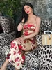 فساتين الحفلات chicology 2022 نساء ساتين Kylie نفس Stlye Rose المطبوعة bodycon حزام عاريات midi فستان مثير مهرجان الأنيقة ملابس الزفاف y2303