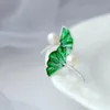 Studörhängen Autentisk 925 Sterling Silver Fashion Green Gingko Leaf Earring Inlaid Natural Freshwater Pearl National Style Jewelry