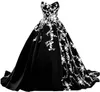 ヴィンテージゴシック様式の黒と白のウェディングドレス2021恋人ストラップレスガーデンカントリーブライダルウェディングドレススイーププラスサイズの花嫁