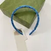 Tiara de designer moderno letra verde roxo letras pretas policromáticas spa man headbands para mulheres antiderrapante 652835 3HAF9 1000 boho faixas de cabelo natal ZB056 F23