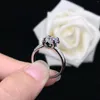 Clusterringen Solid 18K 750 Wit Gouden Ring Oxhead Test Positief 2CT 8.0mm D Moissanite Women Wedding Originele bruidsjuwelen