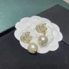 Basit Stud 18K Altın Kaplama 925 Gümüş Lüks Marka Tasarımcıları Harfler Damızlık Geometrik Ünlü Kadınlar Yuvarlak Kristal Yapay Elmas İnci Küpe Düğün Parti Jewerlry