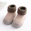 Erste Wanderer Verdickte Kinder Socken Schuhe Winter Super Warme Baby Kleinkind Stiefel Jungen Mädchen Turnschuhe geboren Indoor Boden Schuhe Schuhe 230322