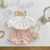 Kläderuppsättningar 5105B Babykläder Set Girl's Summer Liten Fresh Lantern Sleeve Shirt Plaid Shorts Girl's Two Piece Suit 230322
