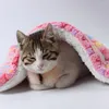 猫のベッドぬいぐるみ星毛布ペットベッドパッドサンゴベルベット子犬睡眠マット夏の犬の温かいクッション