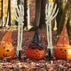 2 pièces Halloween crâne main lampadaire pelouse lanterne sol lumière LED solaire extérieur lumières guirlande vacances éclairage décoration de la maison