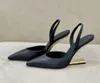 Summer Luxury First Sandals Chaussures Cuir de veau Nude Bracelet noir Talon sculpté en forme de F Métal doré à bout pointu Lady Pumps EU35-43