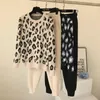 Pantalones de dos piezas para mujer, conjuntos de piezas para mujer, chándal de otoño, jersey de punto de leopardo de manga larga, suéteres, traje Harem, traje informal de moda