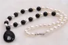 Łańcuchy 7-8 mm naturalny biały Akoya Pearl/Black Rich Agate Wisiant (20 x 30 mm) Naszyjnik 18 ”