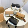 Portemonnees Fashion Women 2023 Nieuwe temperament Solid Color Commuter One Shoulder Crossbody voor Travel Underarm Bag