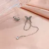 Boucles d'oreilles mignonnes couleur argent insecte strass papillon asymétrique pour les femmes longue chaîne clous d'oreille bijoux de Style coréen