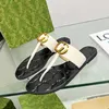 Erkekler Flip Flop Terlik Moda Lady Sandals Plaj Kalın Alt Alt Alfabe Platform Alfabe Kauçuk Yüksek Topuk Slaytlar