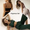 De senaste damerna Home Wear Pyjamas Women Two-Piece Set Color Satin Satin Elastic Suspender Trousers täcker hemkläder Många stilar att välja från Support Custom Logo