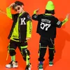 Set di abbigliamento Performance per bambini Abiti da ballo Hip Hop Crop Top Abbigliamento da strada Pantaloni cargo Ragazze Ragazzi Abbigliamento da ballo jazz Costumi Concerto 230322