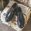 Klädskor svart herr mode formell oxford för män 2023 designer bröllop chaussure de homme zapatos hombre