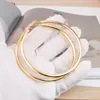 Orecchini a cerchio Huggie Color oro Grandi cerchi per le donne 80mm Rotondo Grande orecchino Gioelleria raffinata e alla moda In lega di zinco 2023Hoop