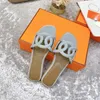 Pantofole da donna firmate sandali piatti estivi scarpe di marca classiche sandali casual da spiaggia da donna pantofole da esterno di alta qualità stivaletti in vera pelle con scatola